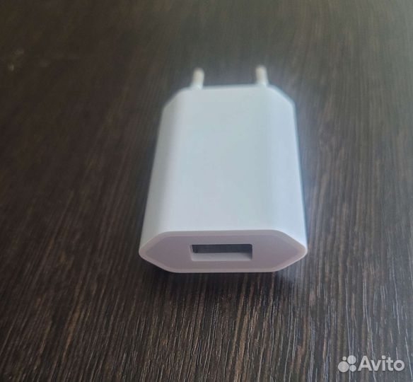 Зарядное устройство от iPhone оригинал новое