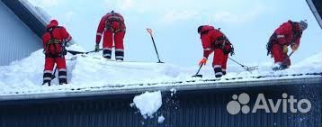 Сброс снега с крыш