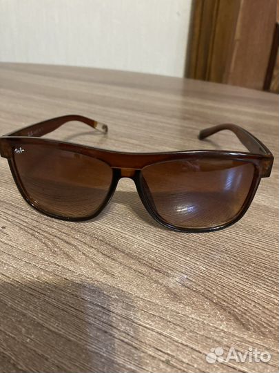 Солнцезащитные очки