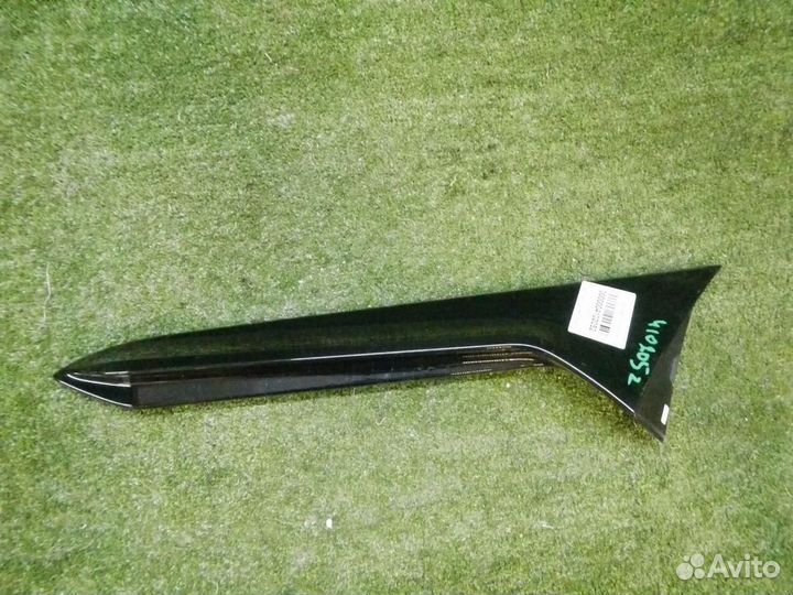 Спойлер крышки багажника левый Audi Q3 2 (2018-н.в