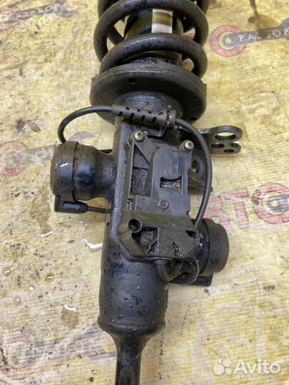 Стойка подвески передняя правая Bmw 7-Series F01