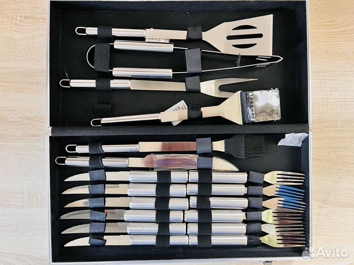 Набор для барбекю Grun Gras подарочный 18 предмето