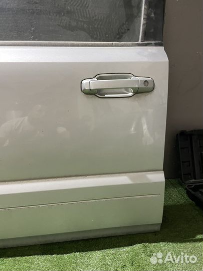 Дверь передняя левая Kia Sorento 1