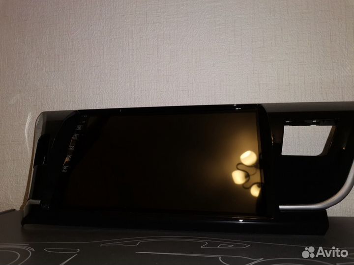 Штатное головное устройство для Toyota CorollaE180