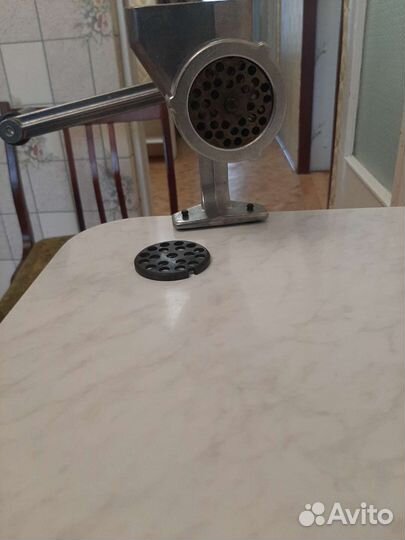 Мясорубка ручная