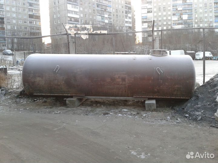 Емкость металлическая 10 кубов