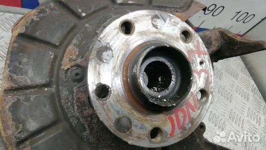 Ступица передняя правая volkswagen golf 5 (JDN37N9