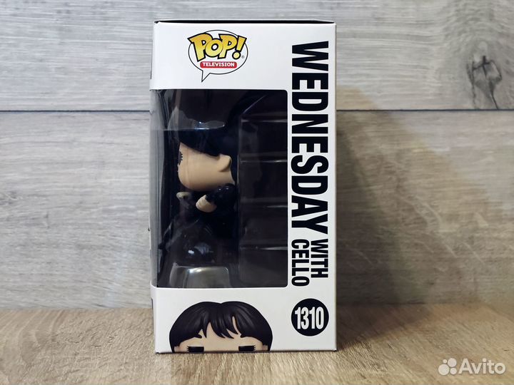 Фигурка Funko Pop Уэнздей с виолончелью - Wednesda
