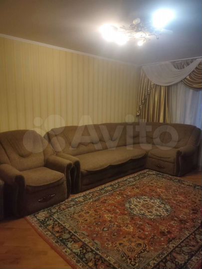 3-к. квартира, 80 м², 3/9 эт.