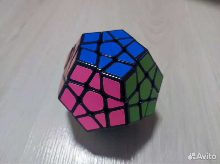 Кубик рубика фигурный