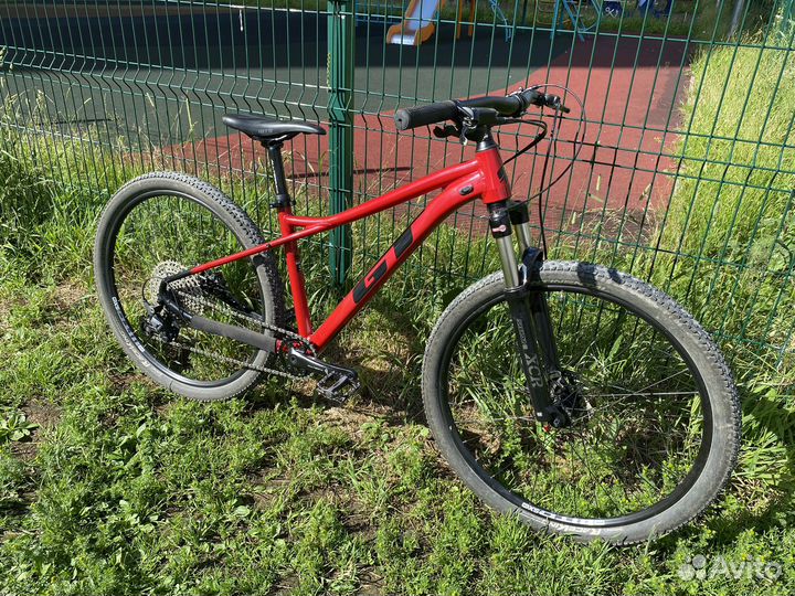 Велосипед gt avalanche 27.5 Elite размер S