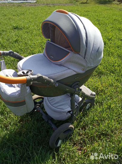 Коляска 2 в 1 adamex