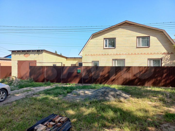 Дом 247 м² на участке 12 сот.