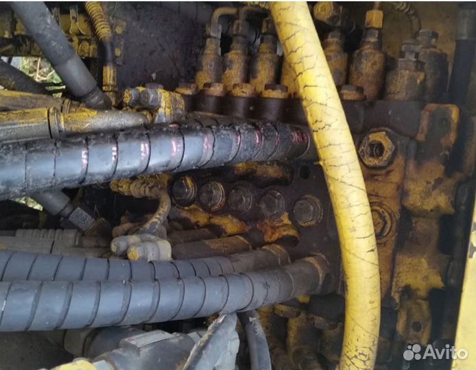Гидрораспределитель Komatsu PC180