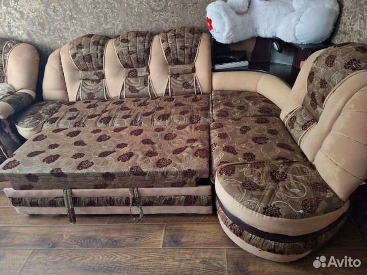 Угловой диван