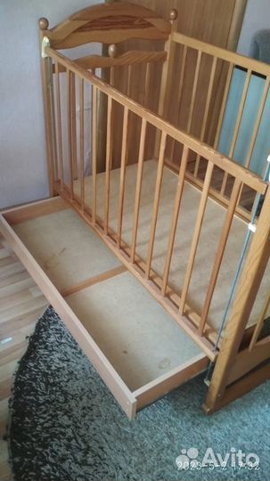Детская кроватка