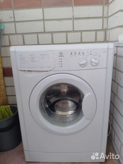 Стиральная машина indesit
