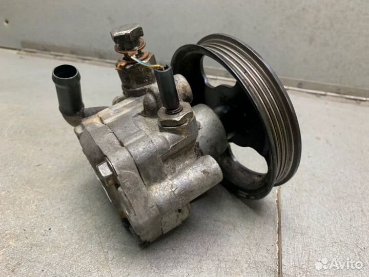 Насос гидроусилителя руля Kia Rio универсал 1.5