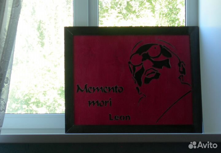 Резная картина «Leon». Ручная работа