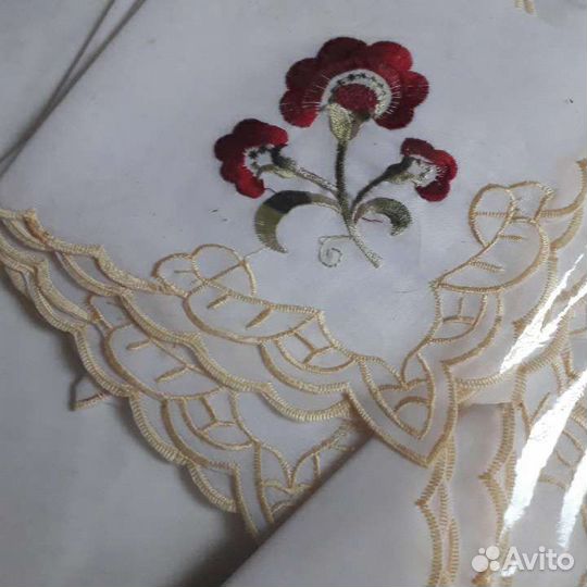 Скатерть новая комплект 12 салфеток