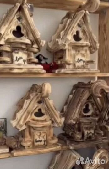 Кормушка скворечник для птиц гнездо