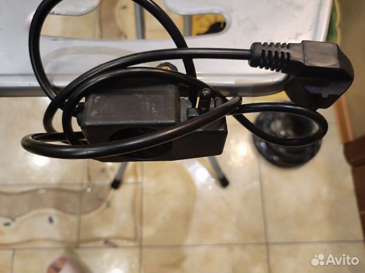 Гладильная доска с розеткой