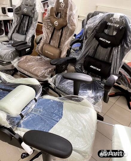 Компьютерное игровое кресло новое