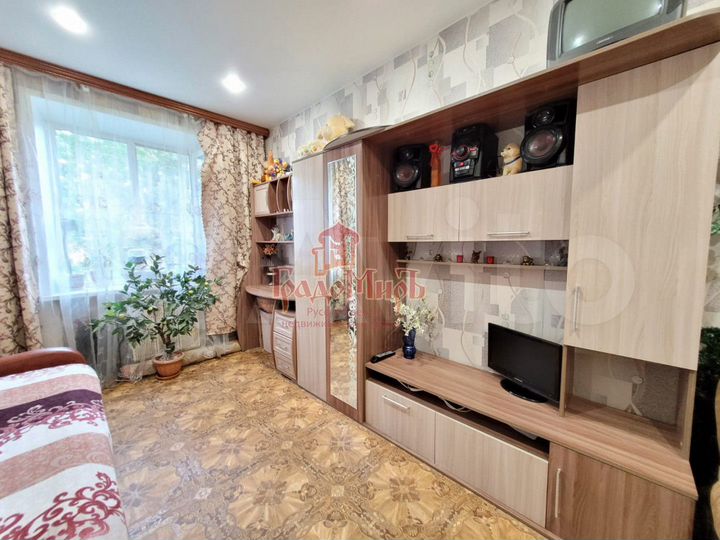 2-к. квартира, 49 м², 2/3 эт.