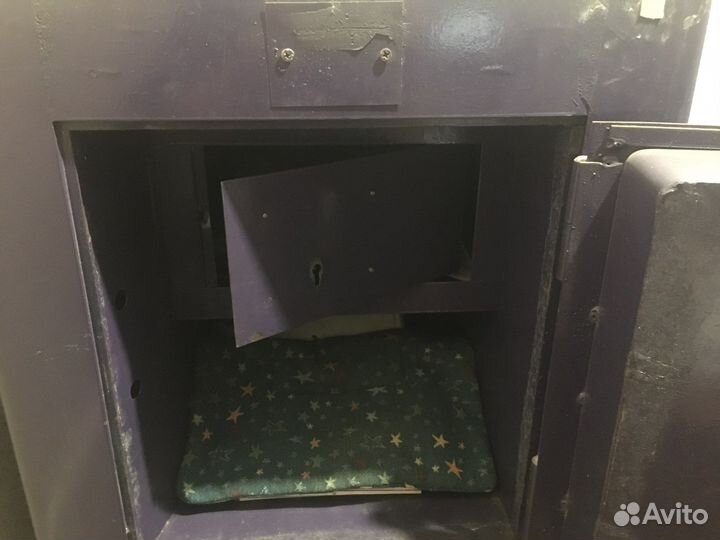 Сейф двух секционный огнестойкий произв. СССР