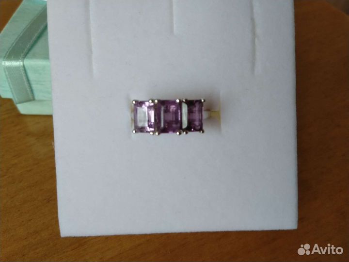 Серебряное кольцо с природным аметистом