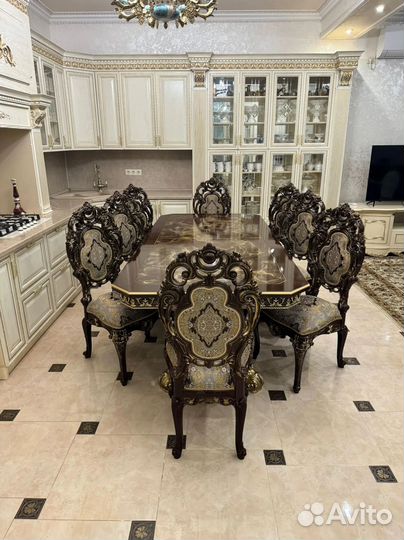 Столы и стулья для кухни новые