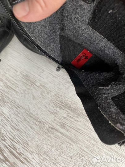 Полусапожки утеплённые на девочку 33 размер