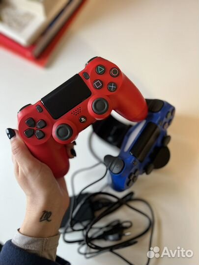Геймпады Sony PS4 беспроводные с Dockstation