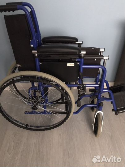 Инвалидная коляска