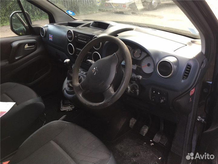 Разбор на запчасти Peugeot Partner 2008-2012