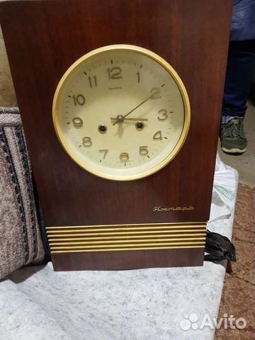 Часы эксклюзив исправ с боем с ключами и маятн