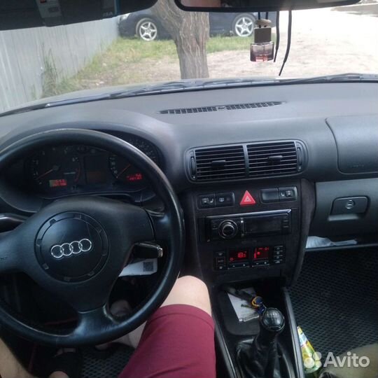Audi A3 1.6 МТ, 2000, 296 000 км