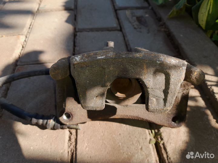 Задние тормоза на лансер 10