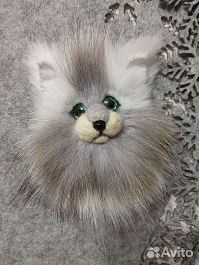 Варежки с аппликациями