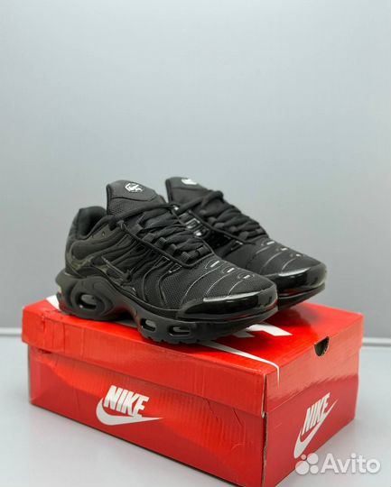 Кроссовки Nike Air Tn Plus