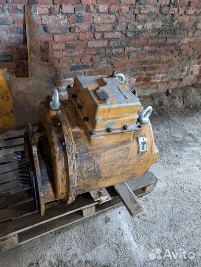 Кпп на komatsu D155/355