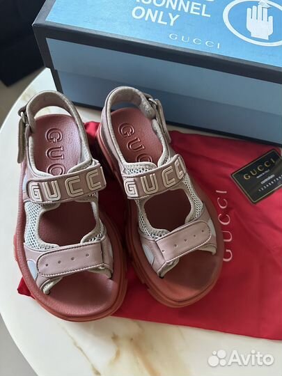 Массивные босоножки Gucci