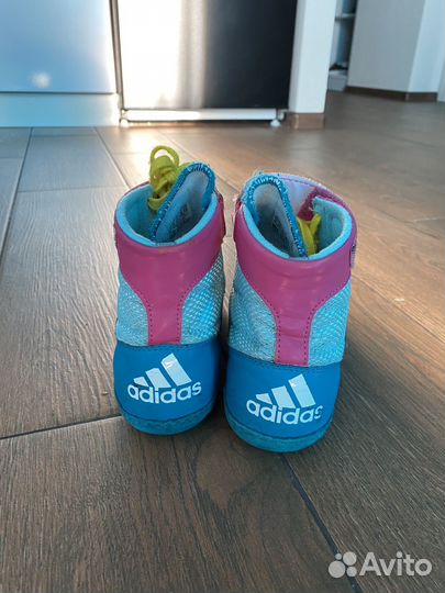 Борцовки adidas (попугайчики)