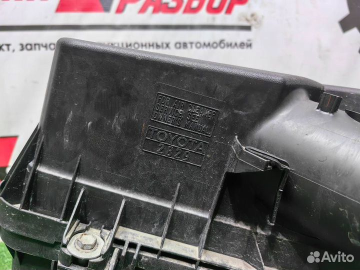 Корпус воздушного фильтра Toyota Camry 2006 ACV40