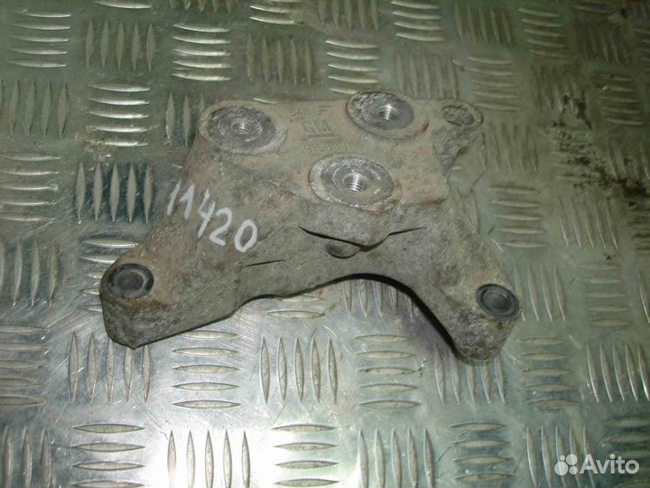 Кронштейн кпп Opel Vectra С 2002-2008