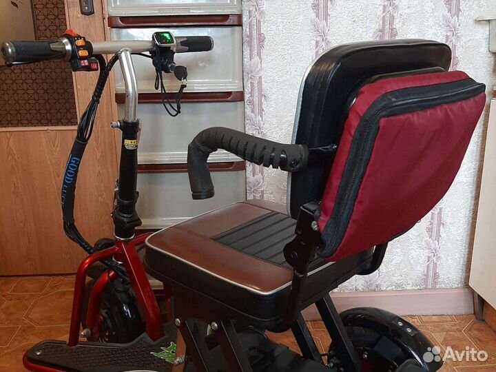 Электрический трицикл