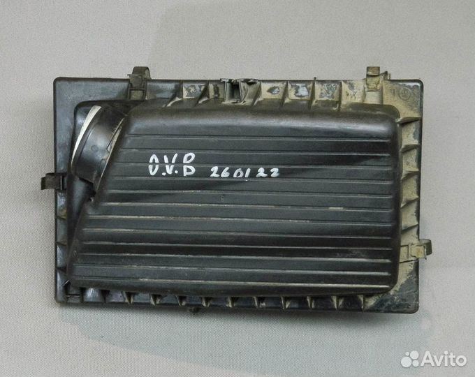 Корпус воздушного фильтра Opel Vectra B