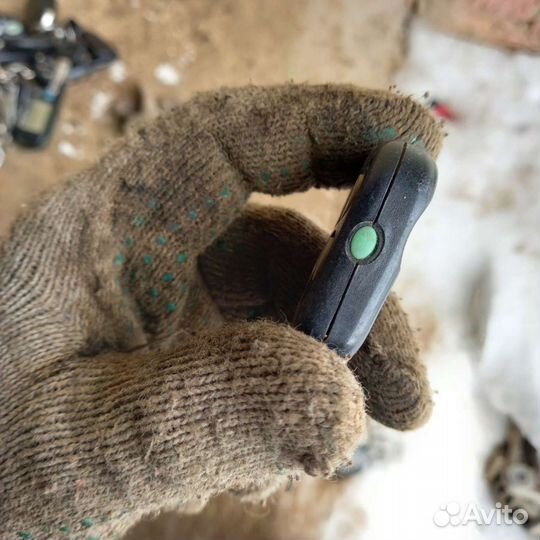 Брелок сигнализации на авто