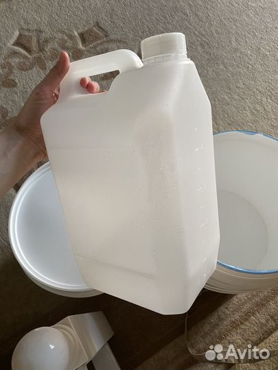 Ведра пластиковые, канистры