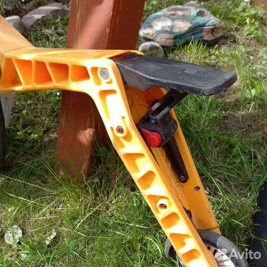 Беговел - самокат